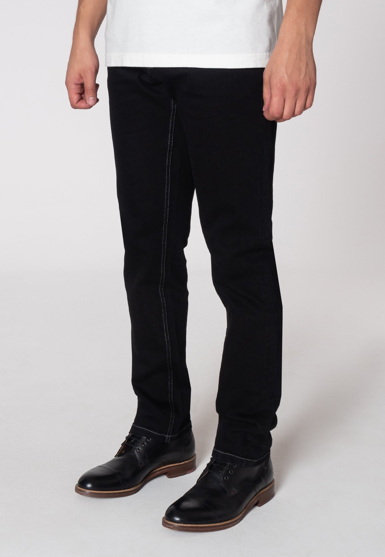 colour_Black|Ashville Denim Jeans - Merc London